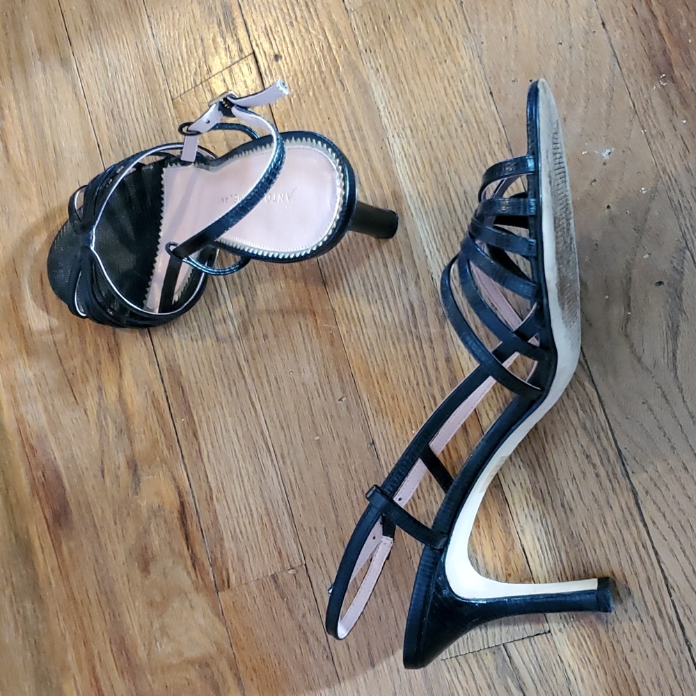 Antonio Melani Black strappy slingback sandal heels - Picture 4 of 7